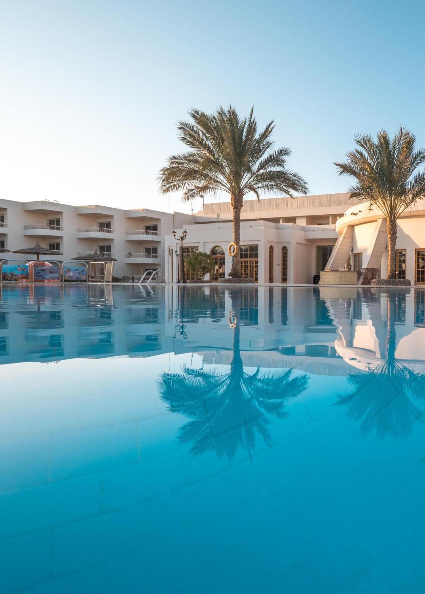 Hurghada Long Beach Resort Eksteriør billede Hilton Sharm El Sheikh Resort